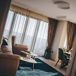 Apartment Luxury Near The Sea *
