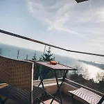 Apartment Luxury Near The Sea Warna