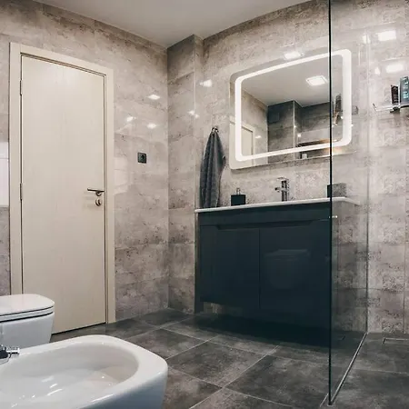 아파트 Luxury Apartament Near The Sea 바르나