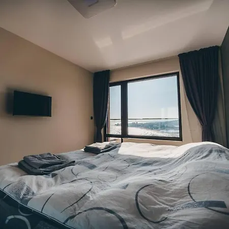 Apartment Luxury Apartament Near The Sea *